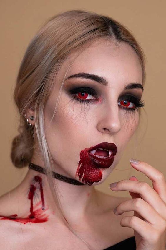 Halloween 2021, Vampira