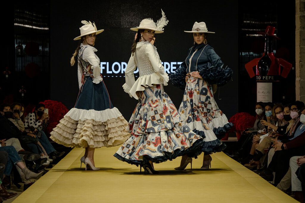 pasarela flamenca 2022 Desfile Flor de Cerezo 